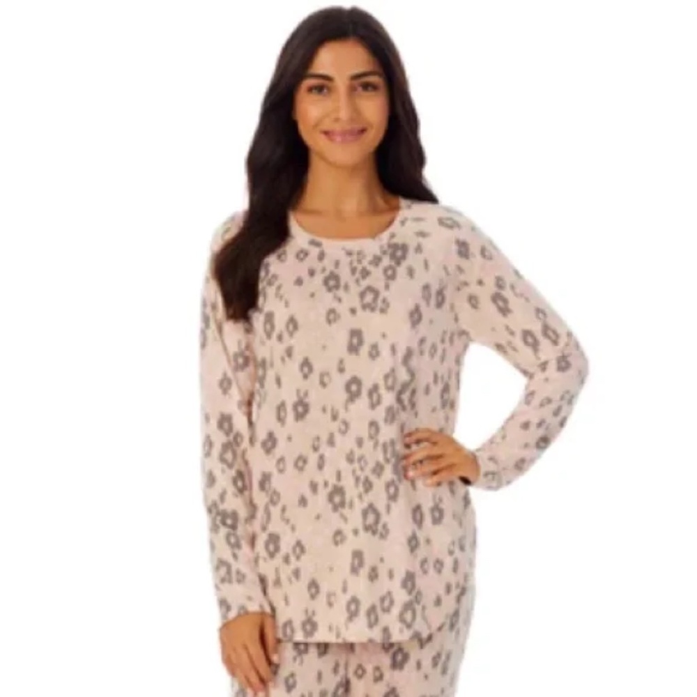 [NWT] Cuddl Duds Leopard Print Pajama Set